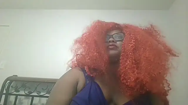 techprincessxx online show from September 18, 2025, 10:24 pm