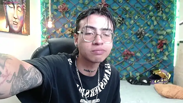 derekfly online show from October 1, 2025, 3:22 am