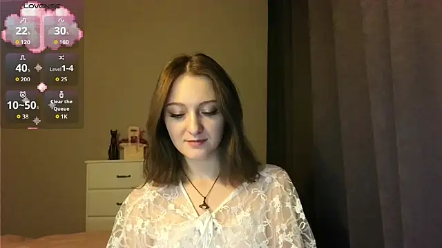 white liillyy online show from November 26, 2025, 5:46 pm