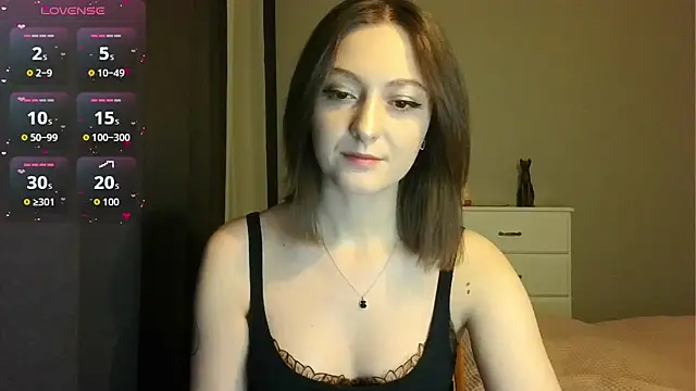 white liillyy online show from February 22, 2026, 5:25 pm