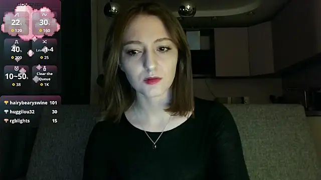 white liillyy online show from October 30, 2025, 9:33 pm