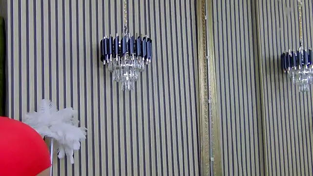 LunaHart online show from October 10, 2025, 9:32 am