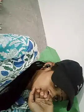 Sexey-Komal online show from October 1, 2025, 5:17 pm