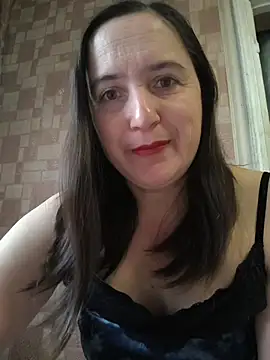 Snapshot of EvelinCutex chatting on December 5, 2025, 6:45 am EvelinCutex online show from December 5, 2025, 6:45 am