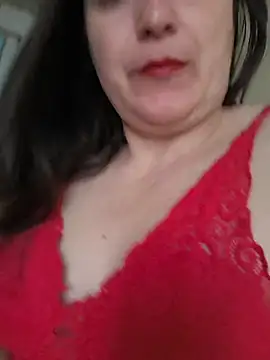 Snapshot of EvelinCutex chatting on March 2, 2026, 7:09 am EvelinCutex online show from March 2, 2026, 7:09 am