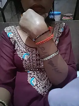 Snapshot of Paakhi-Singh chatting on July 17, 2026, 6:05 pm Paakhi-Singh online show from July 17, 2026, 6:05 pm