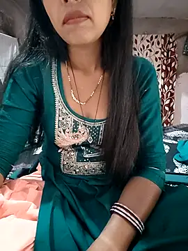 Snapshot of Paakhi-Singh chatting on April 24, 2026, 8:05 am Paakhi-Singh online show from April 24, 2026, 8:05 am