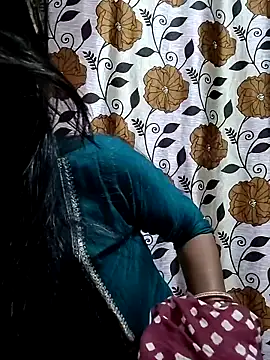 Snapshot of Paakhi-Singh chatting on March 13, 2026, 11:43 pm Paakhi-Singh online show from March 13, 2026, 11:43 pm