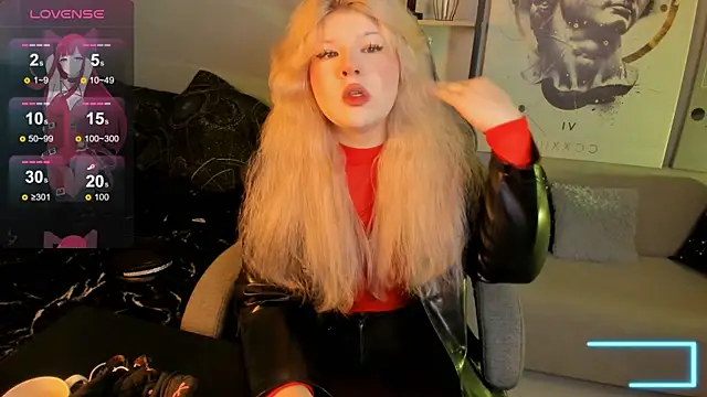 Snapshot of LilithNelson chatting on October 17, 2025, 8:32 pm LilithNelson online show from October 17, 2025, 8:32 pm