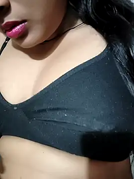 RAYI Queen 2 online show from January 18, 2026, 6:33 pm