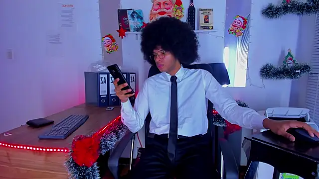 DEAMOL online show from December 19, 2025, 7:05 pm