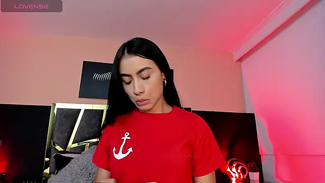 Snapshot of ScarletTorres chatting on September 29, 2025, 7:08 pm ScarletTorres online show from September 29, 2025, 7:08 pm