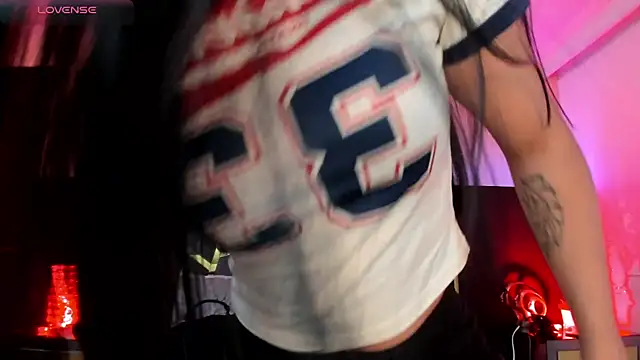 ScarletTorres online show from November 7, 2025, 6:45 pm