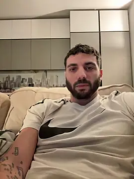 Snapshot of Simon-xx chatting on March 7, 2026, 8:58 pm Simon-xx online show from March 7, 2026, 8:58 pm