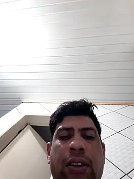 paulinhogostosinho online show from November 8, 2025, 5:33 am