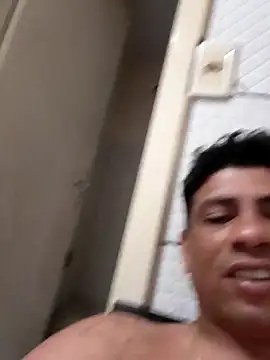 paulinhogostosinho online show from February 1, 2026, 11:14 pm