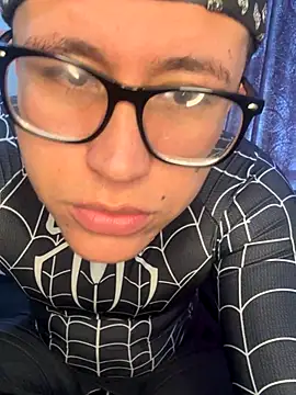 Kurtxxx22 online show from October 31, 2025, 3:52 pm