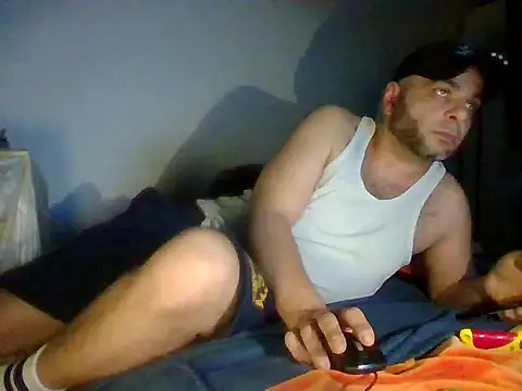 Snapshot of SmokedAlloy2 chatting on February 7, 2026, 4:15 pm SmokedAlloy2 online show from February 7, 2026, 4:15 pm