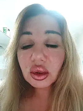 Alisasexxh online show from February 22, 2026, 9:49 pm