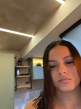 rayssabjj online show from May 24, 2026, 12:32 am