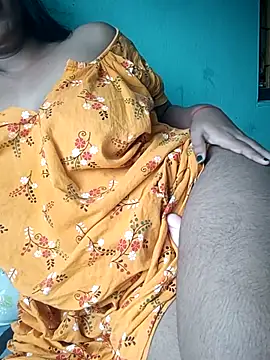 Snapshot of yoursexy_rumi chatting on October 30, 2025, 5:17 am yoursexy rumi online show from October 30, 2025, 5:17 am