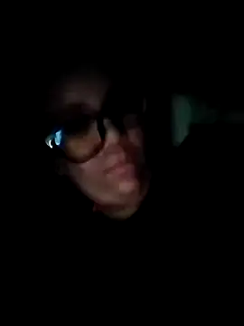 Snapshot of RapunzeRaydes chatting on September 24, 2025, 4:08 am RapunzeRaydes online show from September 24, 2025, 4:08 am