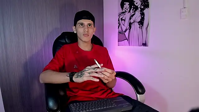 Snapshot of _realwav chatting on October 30, 2025, 7:39 am realwav online show from October 30, 2025, 7:39 am