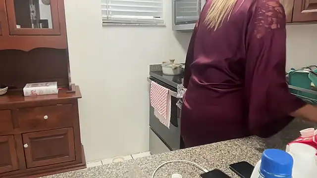 Snapshot of prettyykitty22 chatting on February 8, 2026, 4:05 pm prettyykitty22 online show from February 8, 2026, 4:05 pm