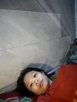 LinhNa999 online show from February 4, 2026, 6:30 am