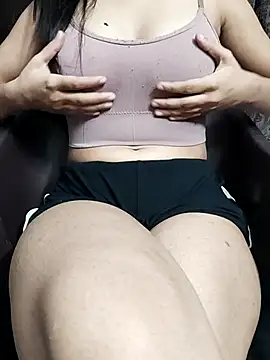 Snapshot of Your_Rubina chatting on November 7, 2025, 5:23 am Your Rubina online show from November 7, 2025, 5:23 am