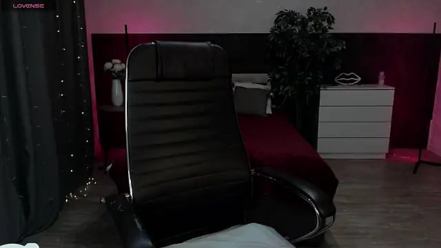 Snapshot of Sexy_Alexia69 chatting on November 2, 2025, 2:11 pm Sexy Alexia69 online show from November 2, 2025, 2:11 pm