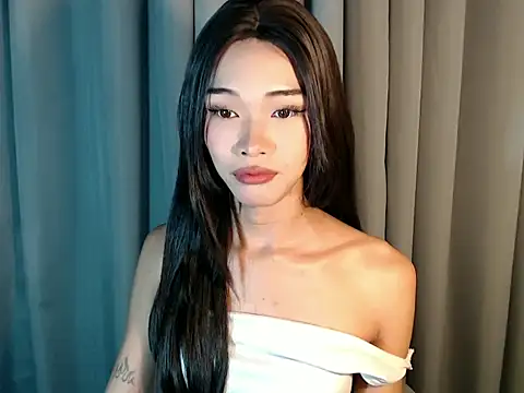 holyakiesha online show from March 29, 2026, 6:53 pm