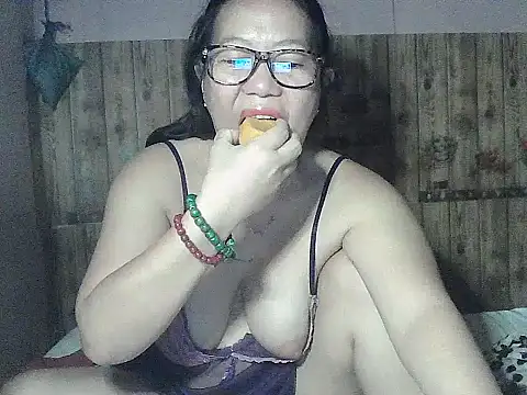 Pinay BigTits69 online show from April 7, 2026, 6:21 pm