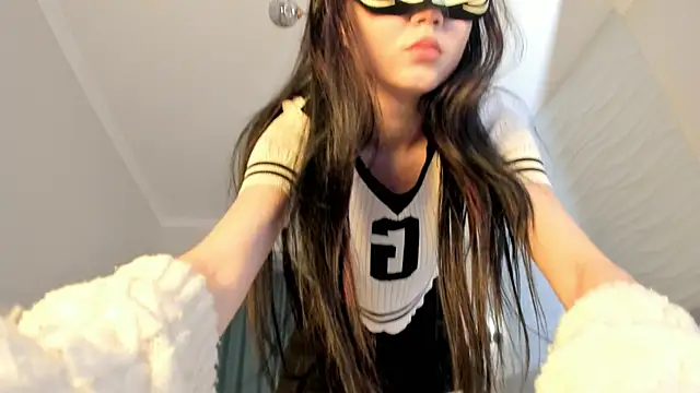 Snapshot of kawai_mai chatting on November 20, 2025, 2:40 pm kawai mai online show from November 20, 2025, 2:40 pm