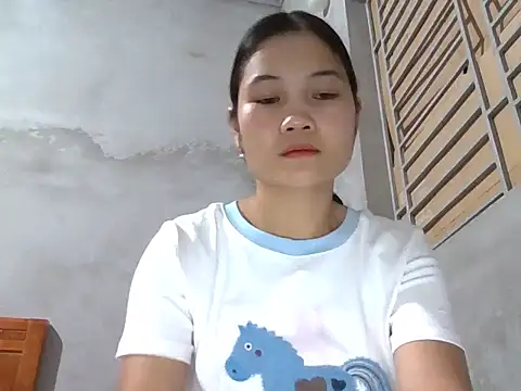 Snapshot of Bjorn357 chatting on April 21, 2026, 3:51 pm Bjorn357 online show from April 21, 2026, 3:51 pm