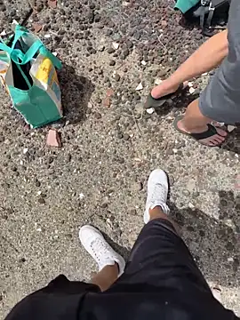 Manu97k online show from April 2, 2026, 12:23 pm