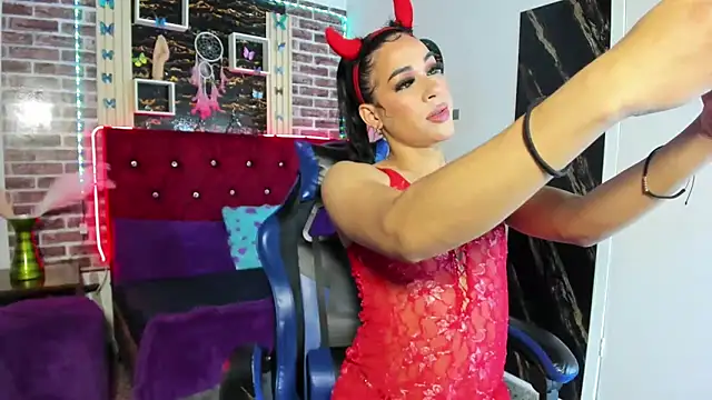 angelitasexxxhot online show from December 17, 2025, 1:10 am