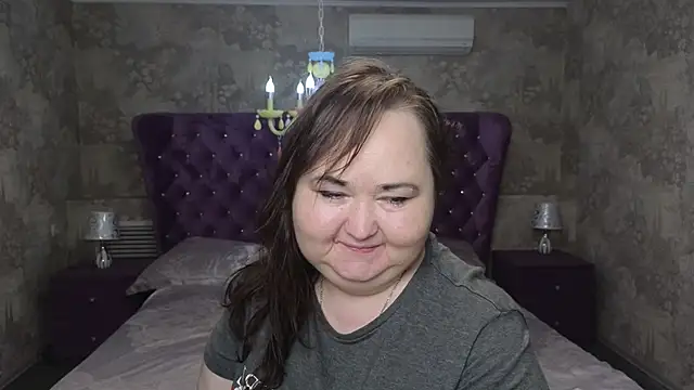 Eloisa Eliot online show from November 19, 2025, 11:10 am