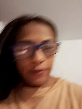 Snapshot of sarah_garcia_ chatting on June 14, 2026, 9:38 pm sarah garcia online show from June 14, 2026, 9:38 pm