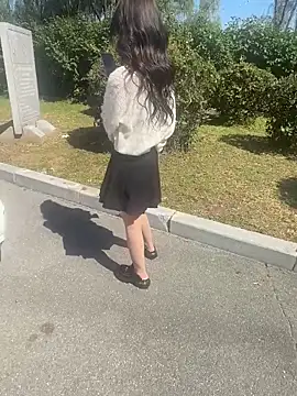 xiaoyue zhibo online show from September 21, 2025, 4:17 am