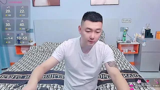 xiaoyue zhibo online show from November 13, 2025, 5:50 pm