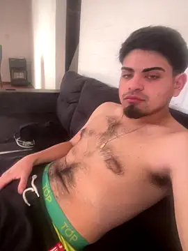 Snapshot of Elmane019 chatting on September 25, 2025, 6:14 pm Elmane019 online show from September 25, 2025, 6:14 pm