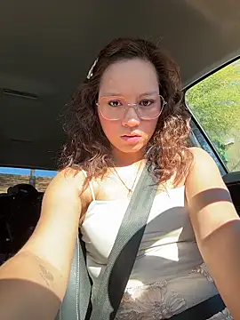 Snapshot of Mrs_MrLove chatting on December 16, 2025, 7:51 pm Mrs MrLove online show from December 16, 2025, 7:51 pm