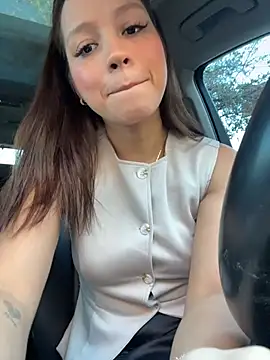 Snapshot of Mrs_MrLove chatting on December 1, 2025, 10:10 pm Mrs MrLove online show from December 1, 2025, 10:10 pm