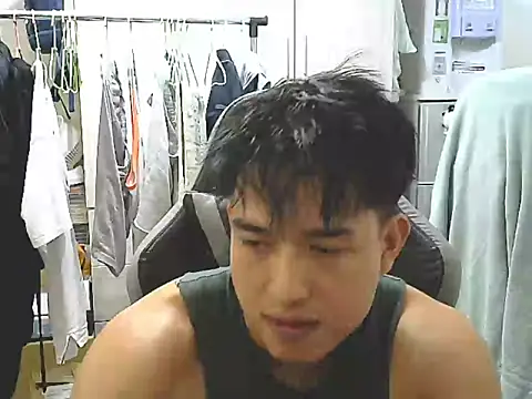 hunterXhan online show from September 19, 2025, 8:51 am