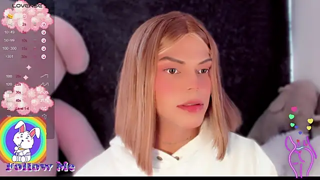 Snapshot of Flora_Minx chatting on February 12, 2026, 8:41 pm Flora Minx online show from February 12, 2026, 8:41 pm