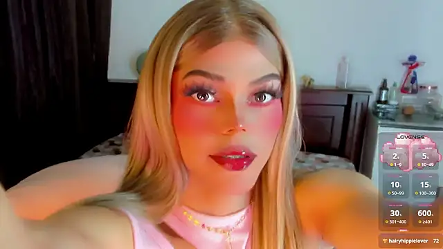 Flora Minx online show from March 7, 2026, 6:09 am