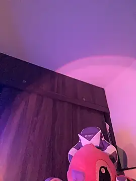 Snapshot of Flora_Minx chatting on February 16, 2026, 7:40 am Flora Minx online show from February 16, 2026, 7:40 am