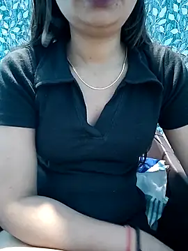 Vaani Actress online show from March 16, 2026, 10:23 pm