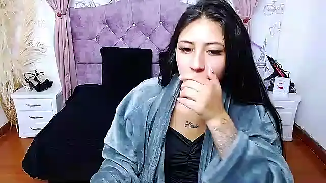 Wendy-13 online show from October 19, 2025, 11:13 am